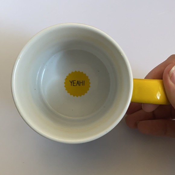 “Happy Days” Mug White& Black Stripes with Yellow & Blue “ Yeah!” At Bottom - Picture 3 of 4